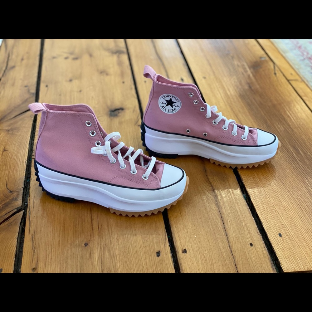 Converse Pink Canvas Run Star Hike